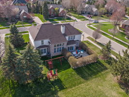 845 Loggers Cir, Rochester, MI 48307, USA Photo 1
