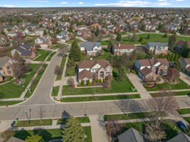 845 Loggers Cir, Rochester, MI 48307, USA Photo 8