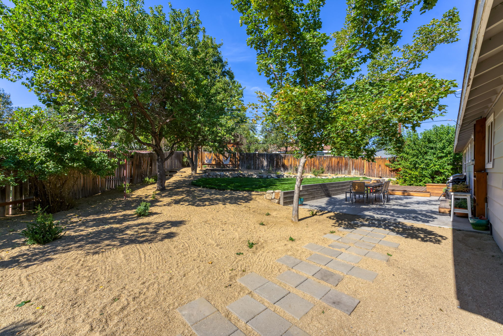 845 Rhode Island Dr, Reno, NV 89503, USA Photo 43