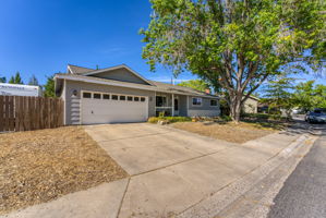845 Rhode Island Dr, Reno, NV 89503, USA Photo 2