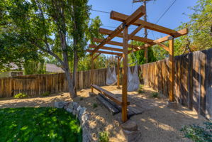 845 Rhode Island Dr, Reno, NV 89503, USA Photo 39