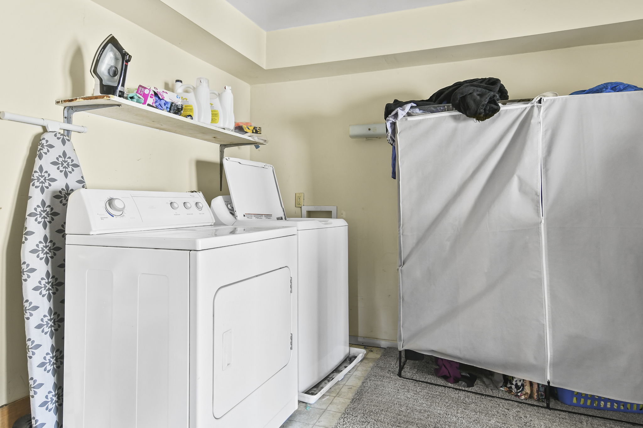 Upper Laundry