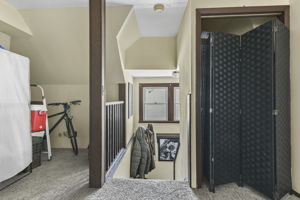 Upper Laundry