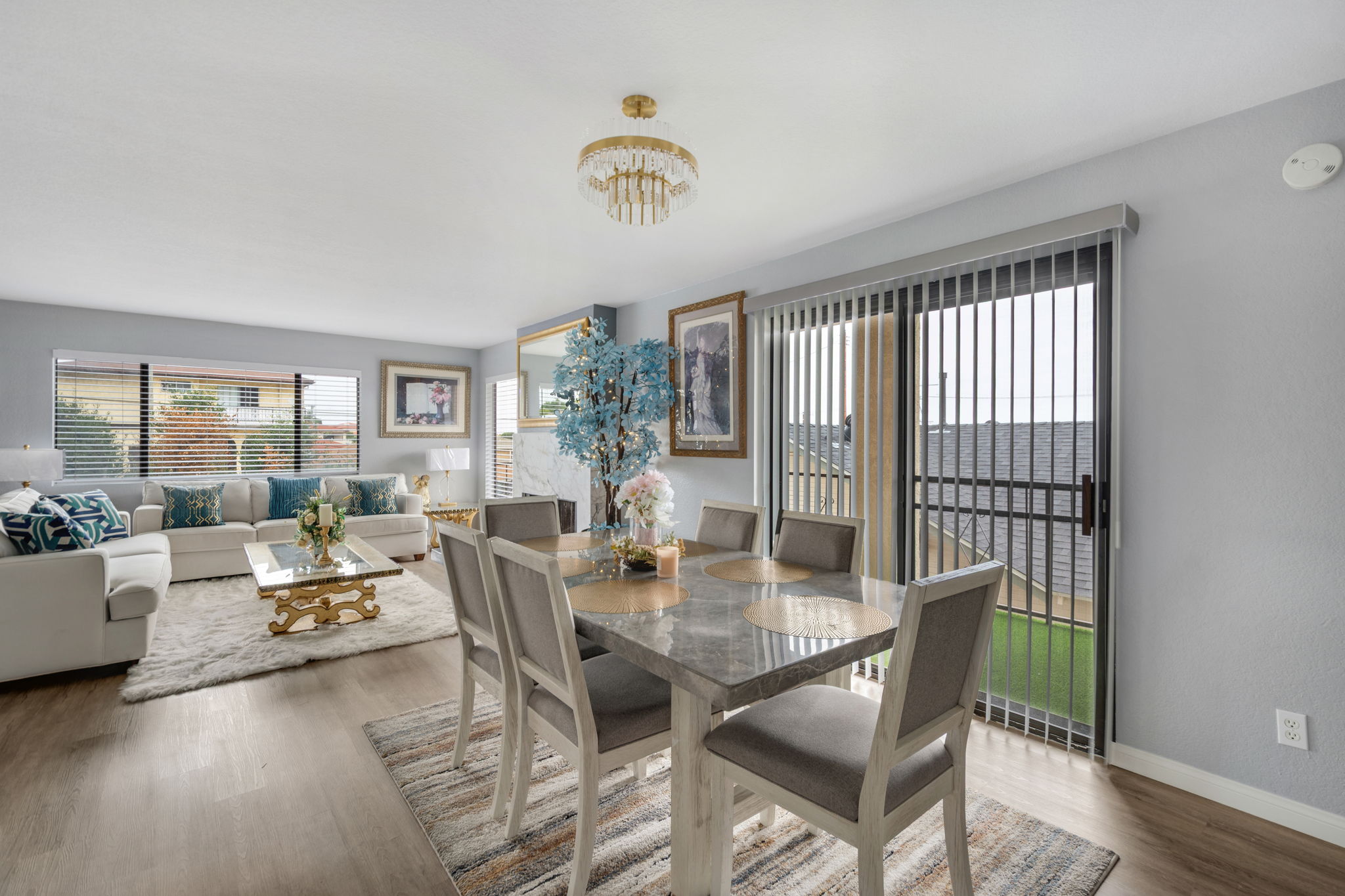  Photo 38