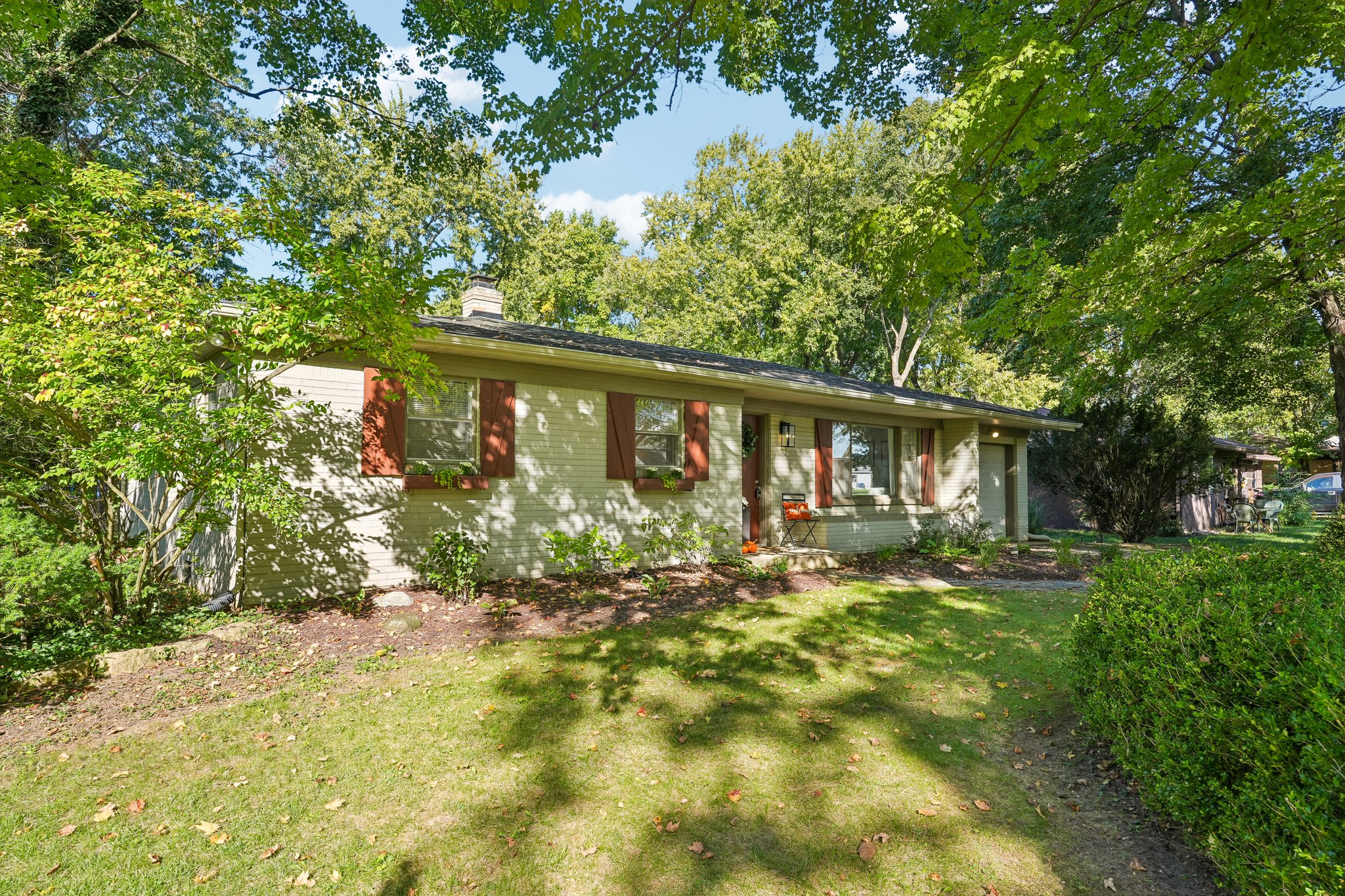 Evergreen Ave-S0810-003.jpg