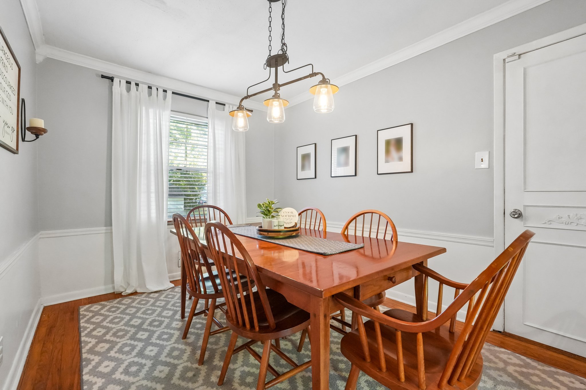 Evergreen Ave-S0810-017.jpg