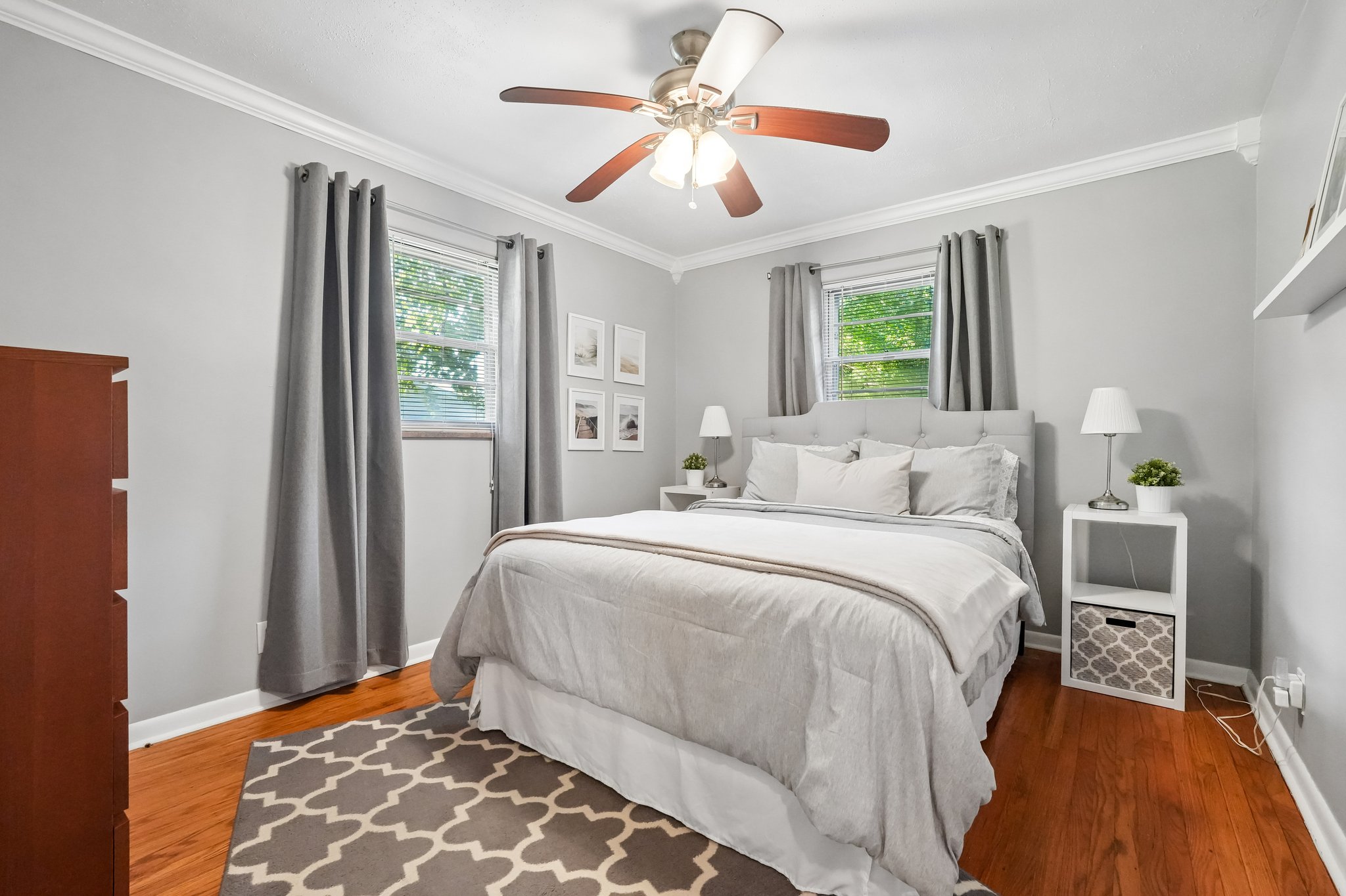 Evergreen Ave-S0810-032.jpg