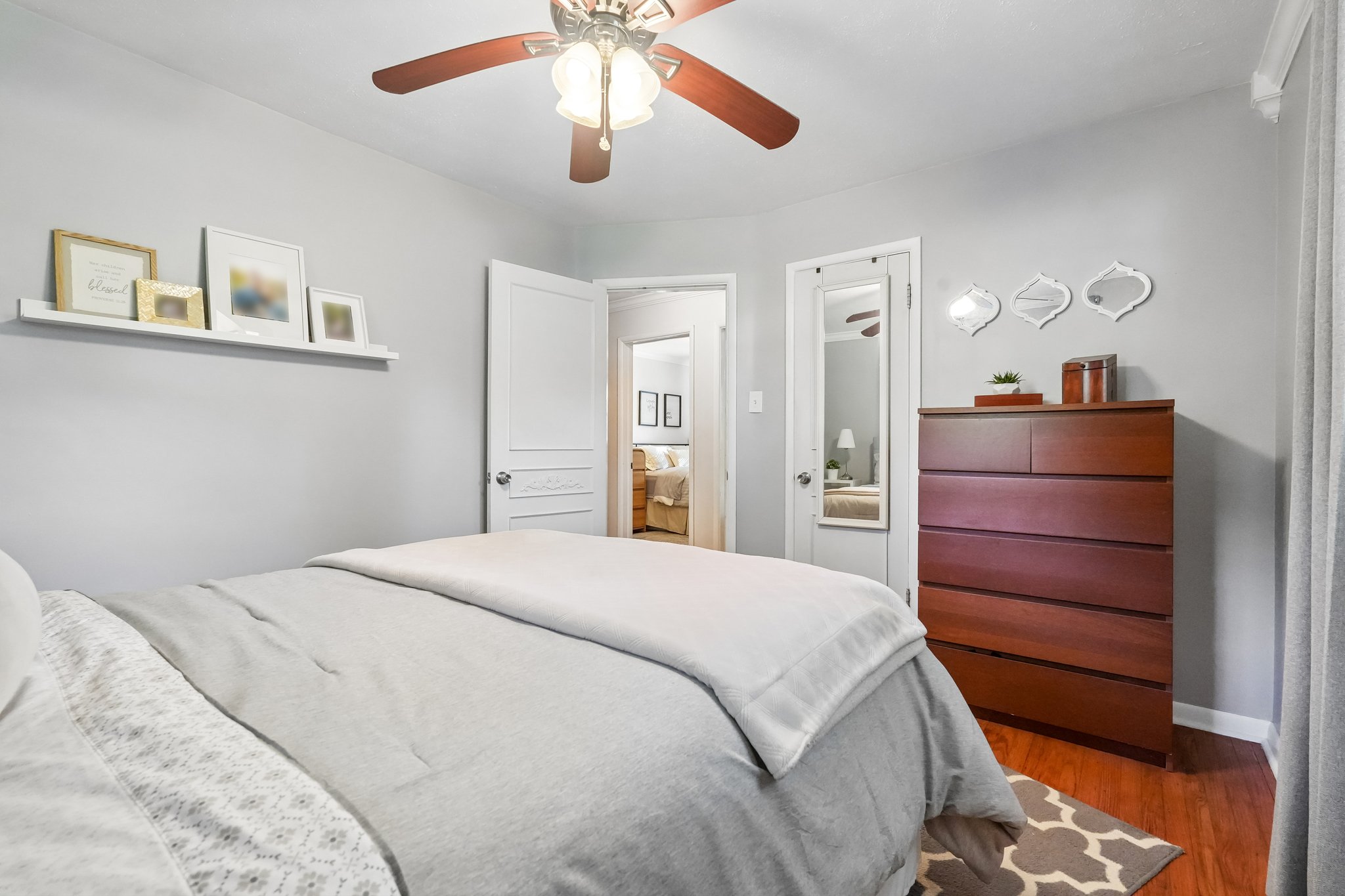 Evergreen Ave-S0810-034.jpg
