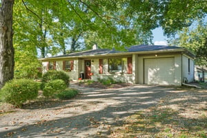 Evergreen Ave-S0810-004.jpg