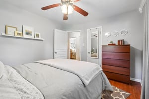 Evergreen Ave-S0810-034.jpg