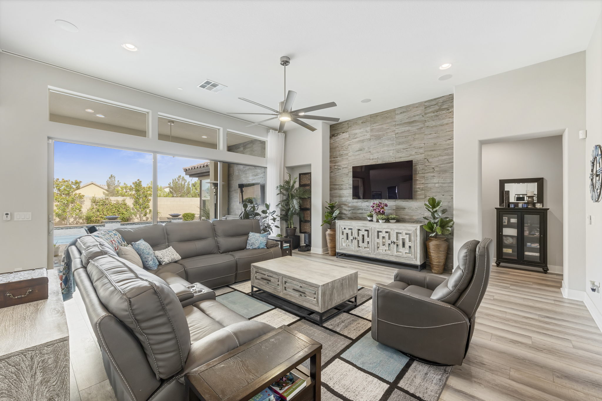 8450 Footpath St, Las Vegas, NV 89166, USA Photo 3