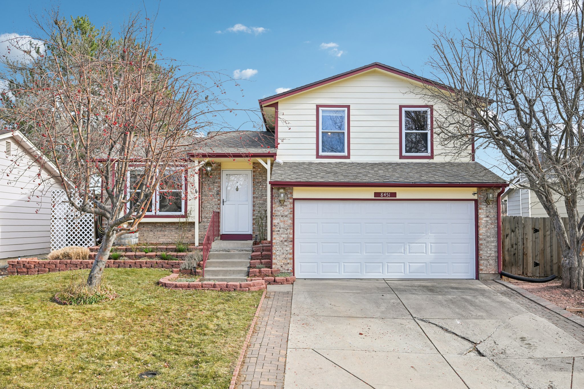 W Star Cir-S0801-001.jpg