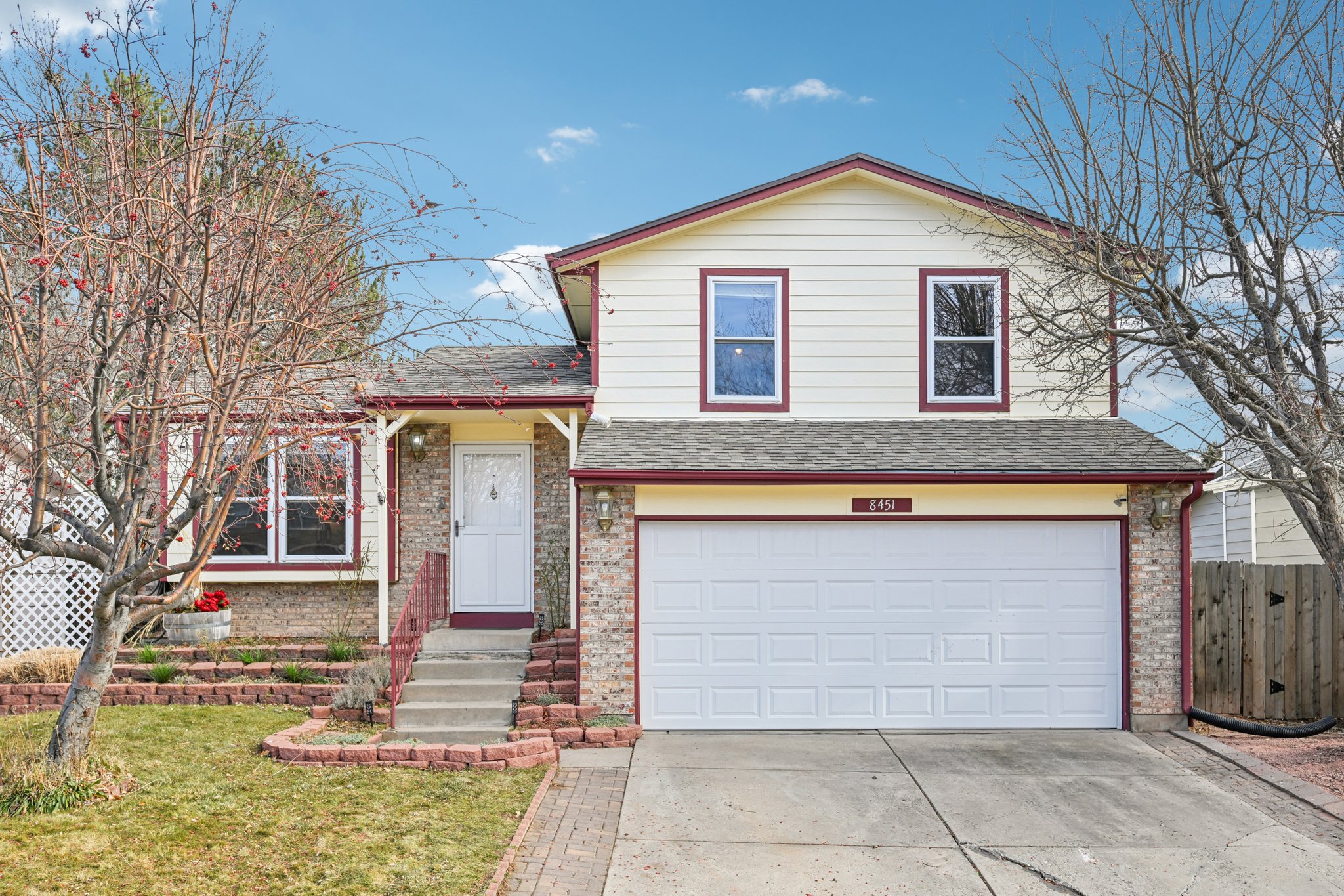 W Star Cir-S0801-002.jpg