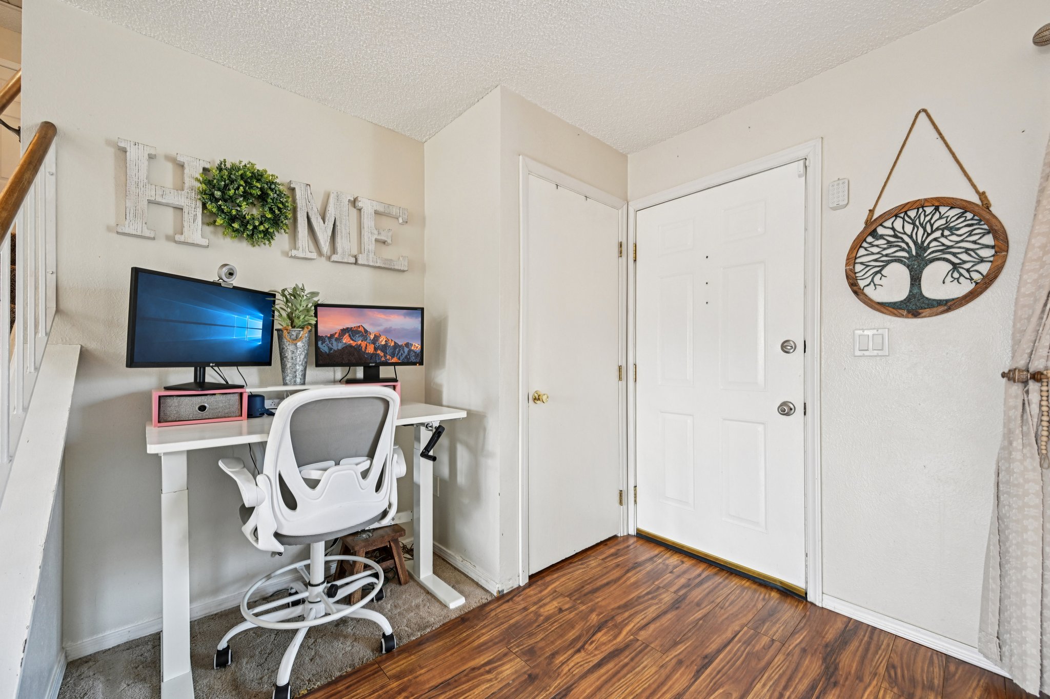 W Star Cir-S0801-019.jpg