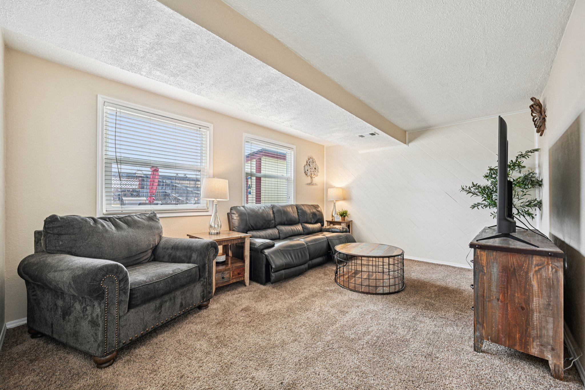 W Star Cir-S0801-020.jpg