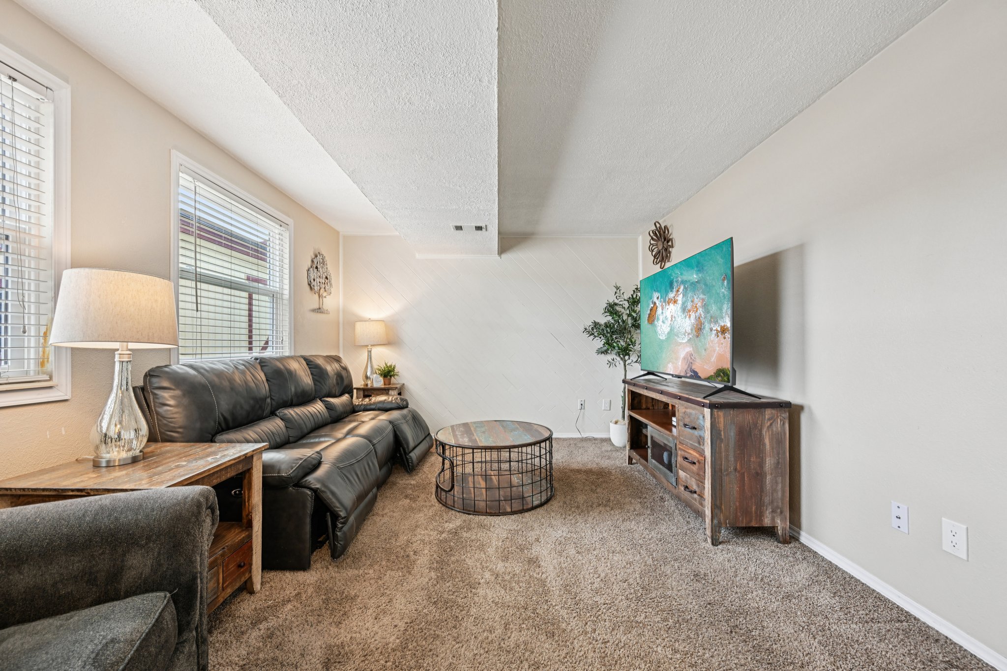 W Star Cir-S0801-023.jpg