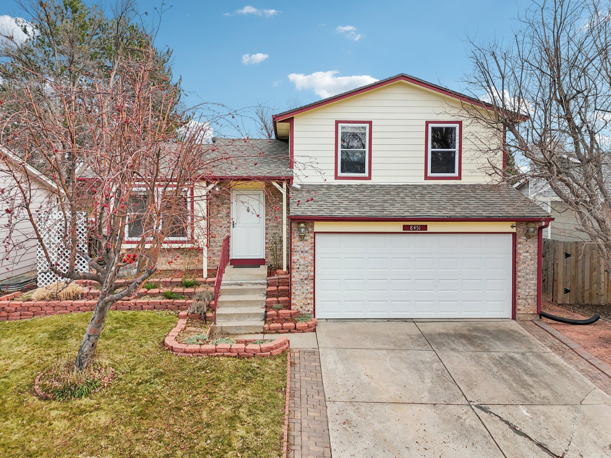 W Star Cir-S0801-042.jpg