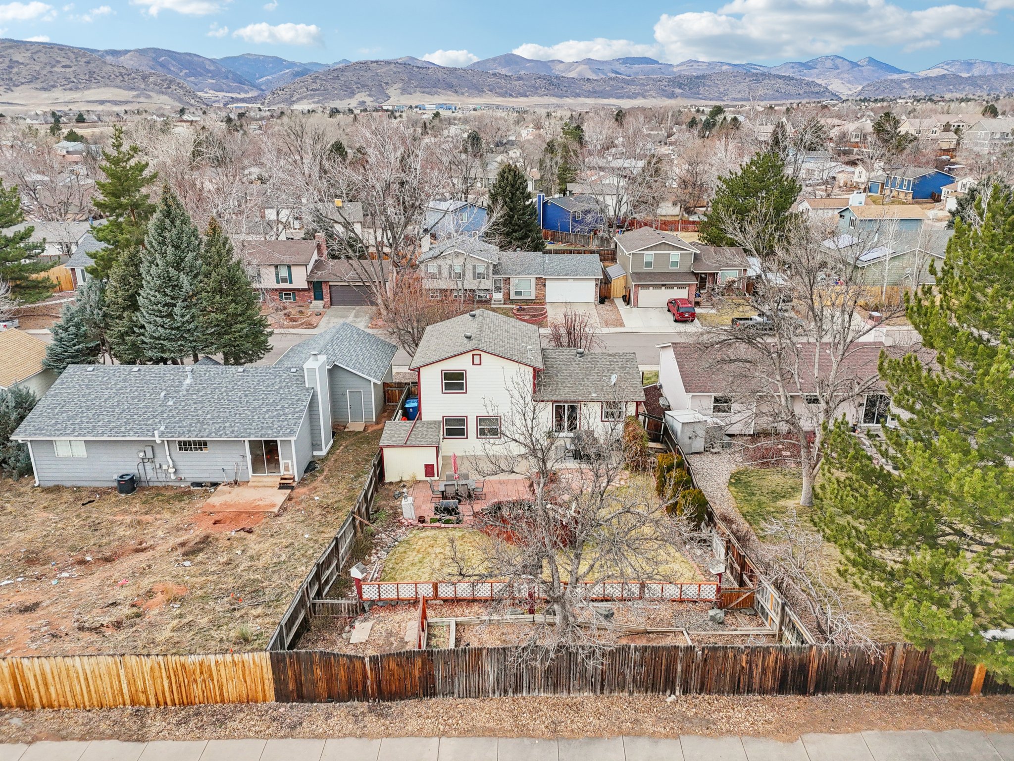 W Star Cir-S0801-047.jpg