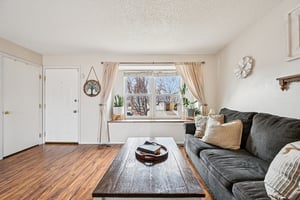 W Star Cir-S0801-008.jpg