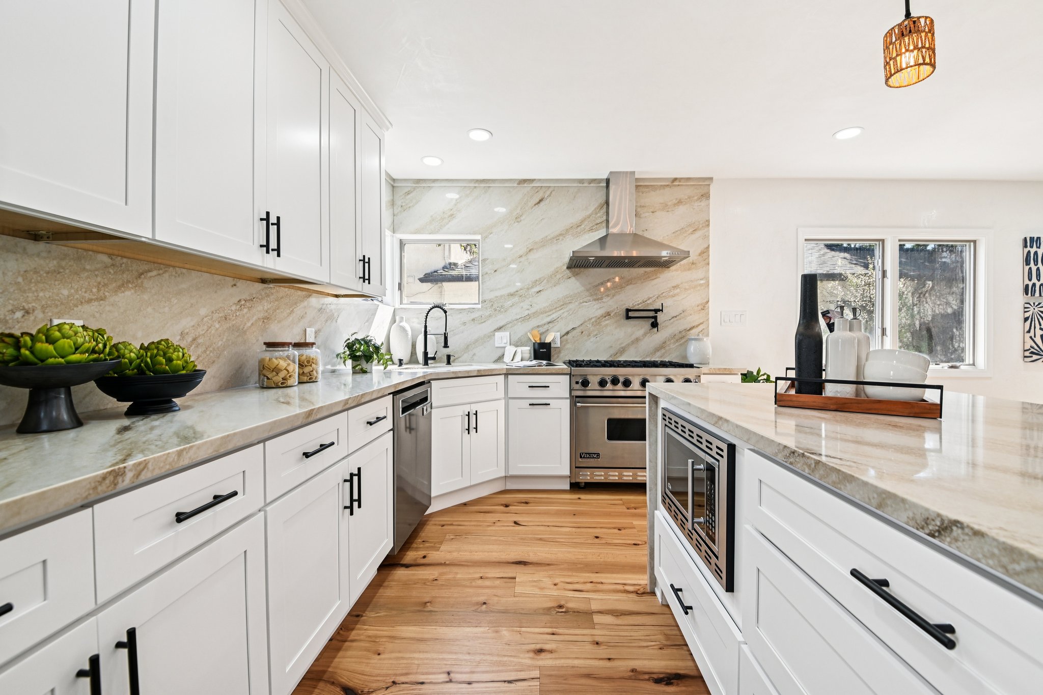 Naylor Ave-S0703-023.jpg