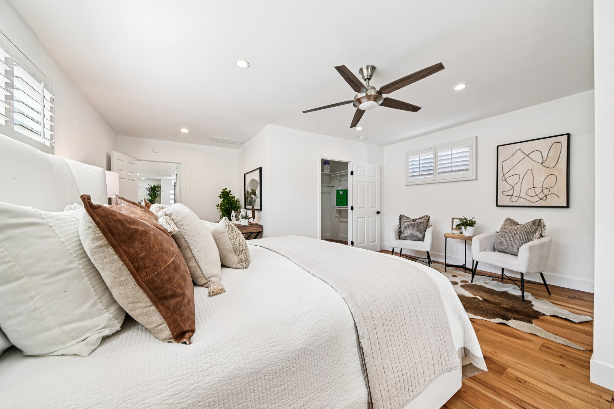 Naylor Ave-S0703-032.jpg