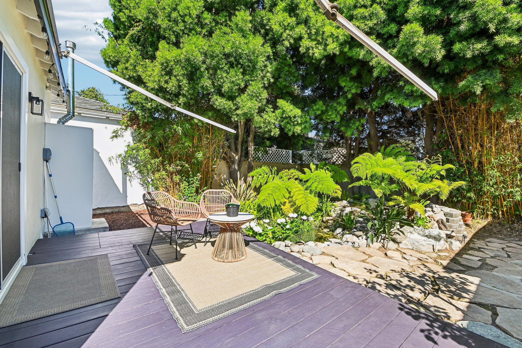 Naylor Ave-S0703-057.jpg