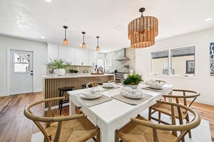 Naylor Ave-S0703-015.jpg