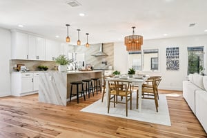 Naylor Ave-S0703-017.jpg