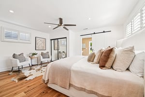 Naylor Ave-S0703-029.jpg