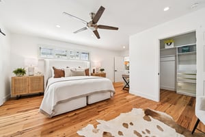 Naylor Ave-S0703-033.jpg