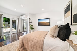 Naylor Ave-S0703-046.jpg