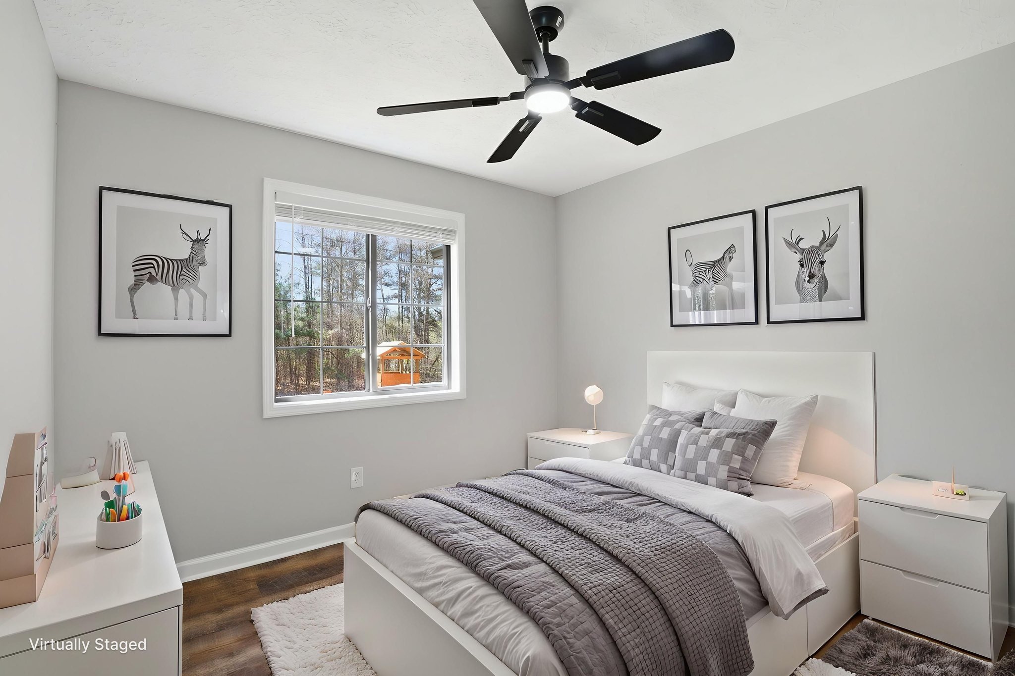 DSC05306 virtually staged.jpeg
