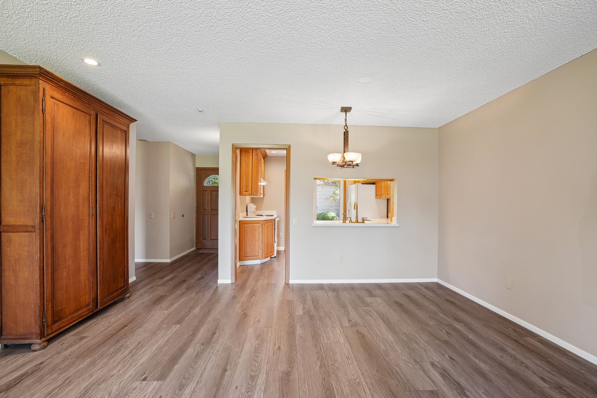 SW Lafayette Way-S0206-015.jpg