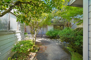 SW Lafayette Way-S0206-004.jpg