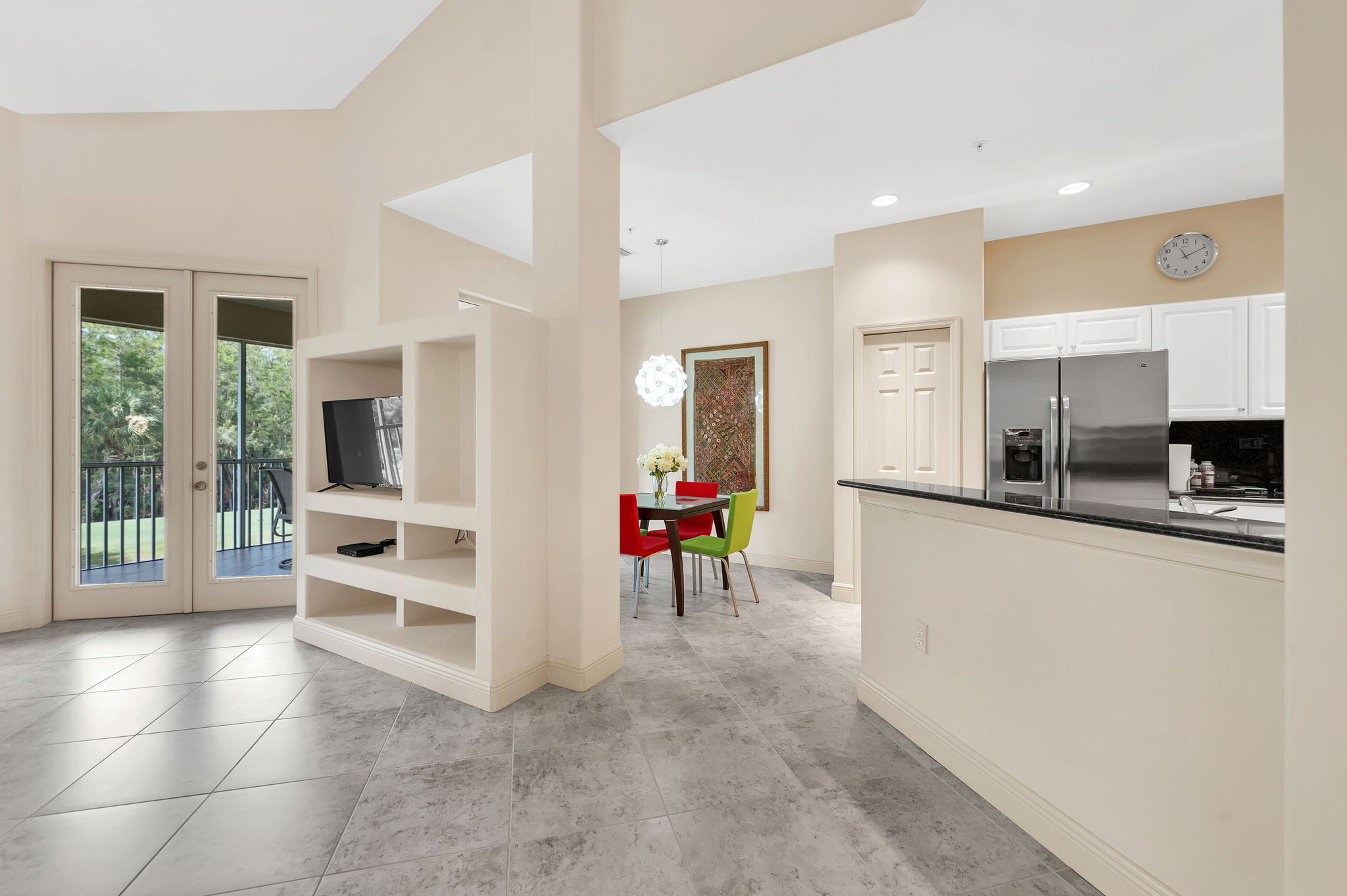 Breakfast Bar - Kitchen