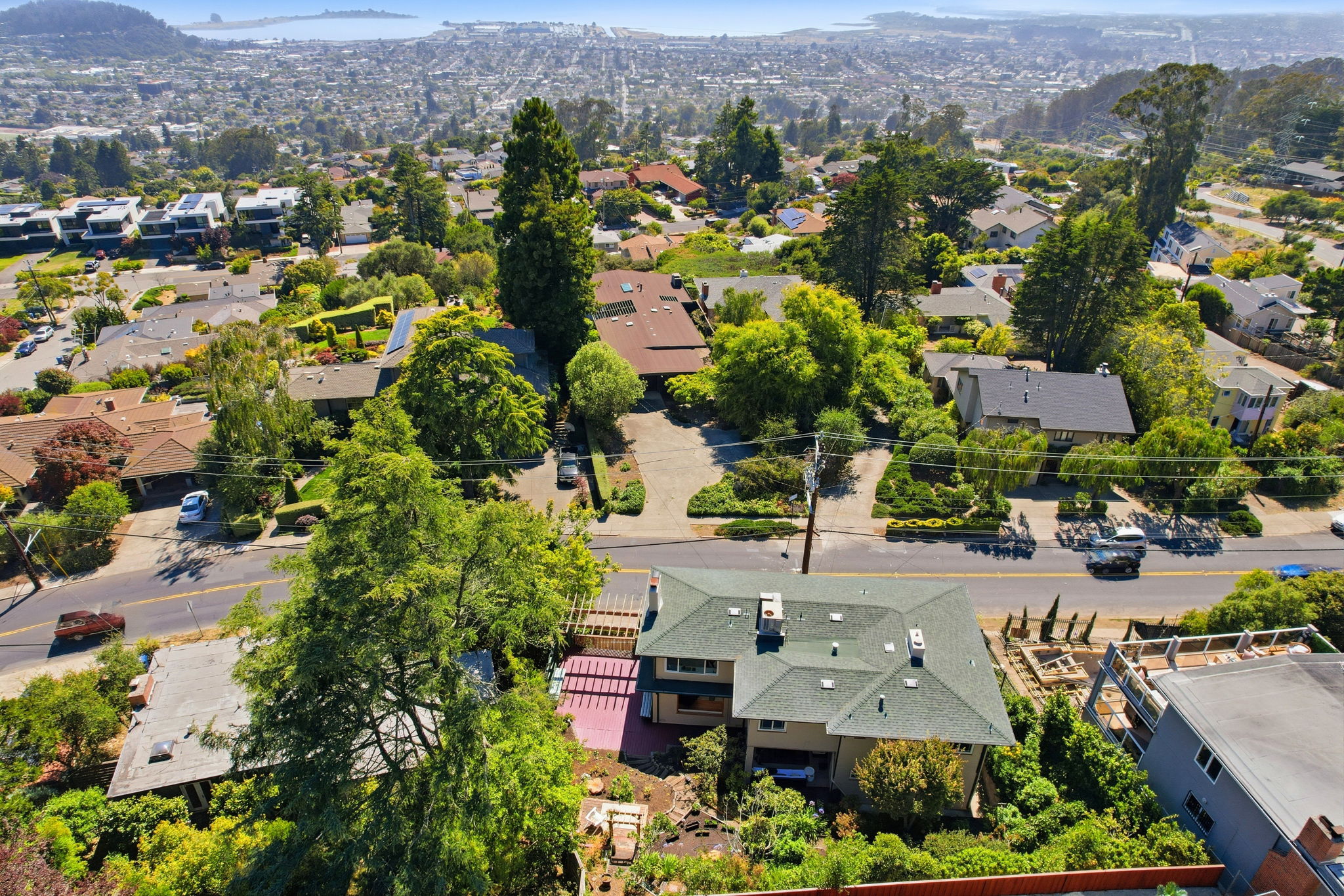 011_F8_AERIAL_846 Arlington Blvd