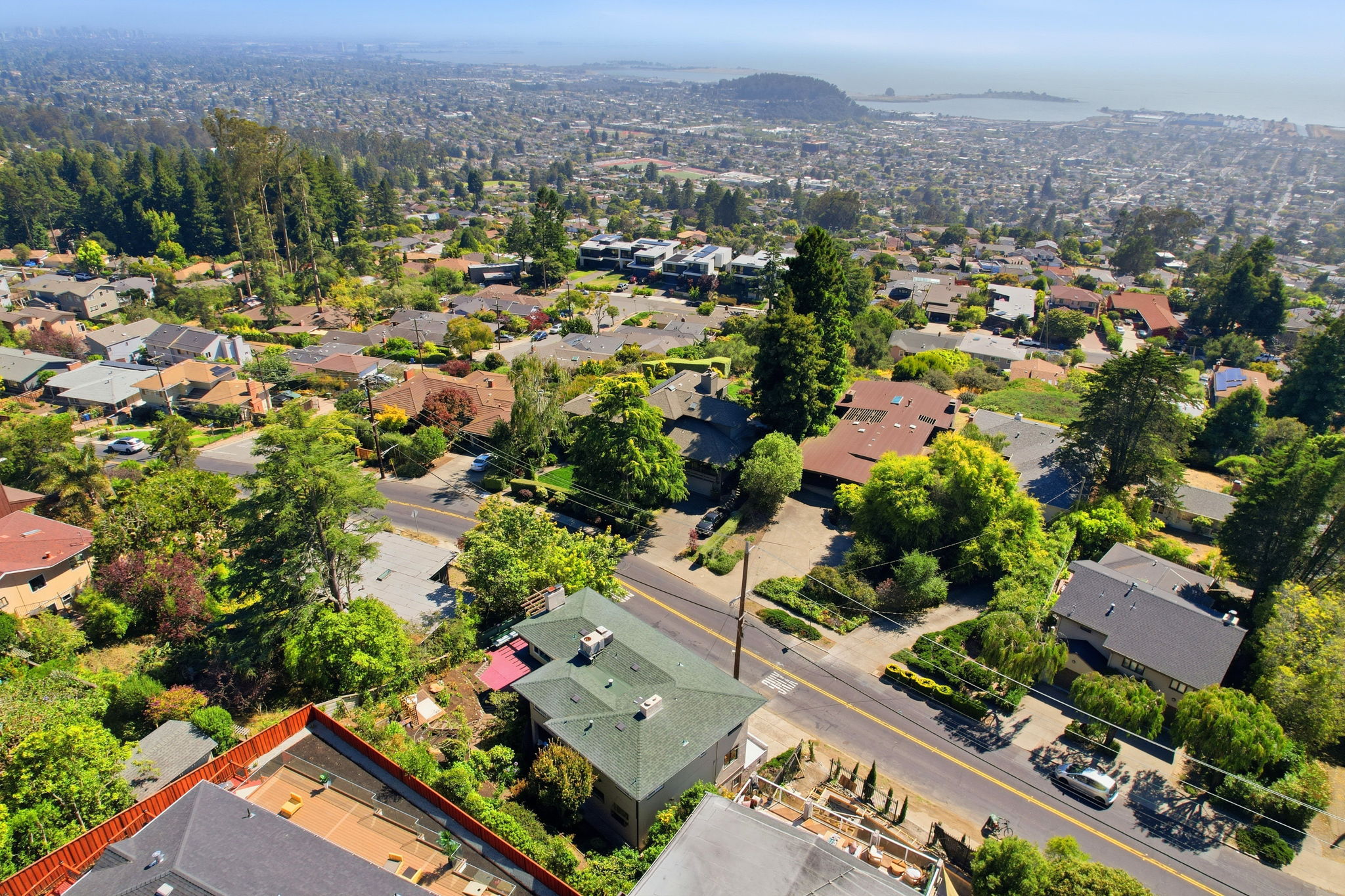 012_F8_AERIAL_846 Arlington Blvd