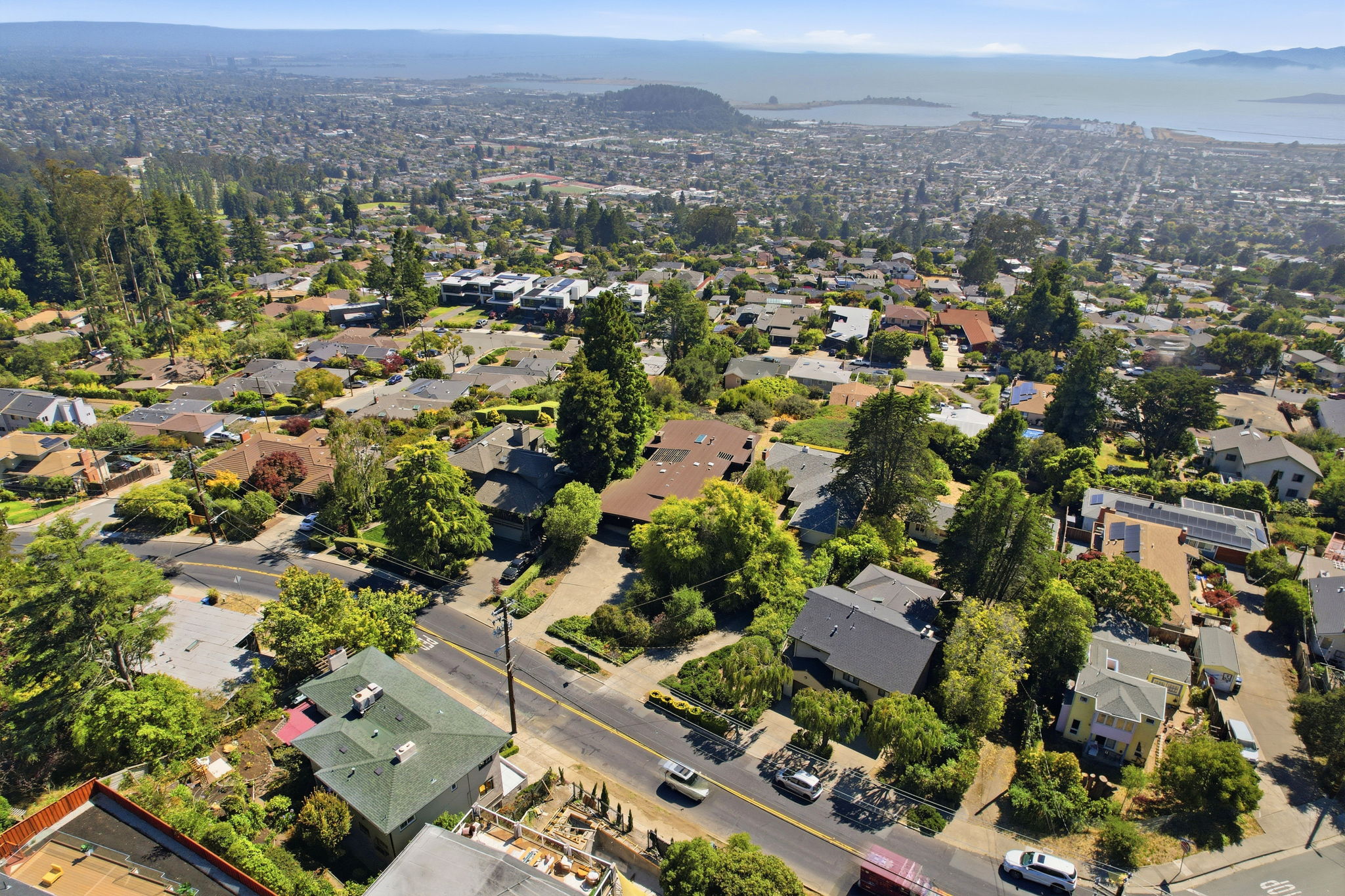 013_F8_AERIAL_846 Arlington Blvd