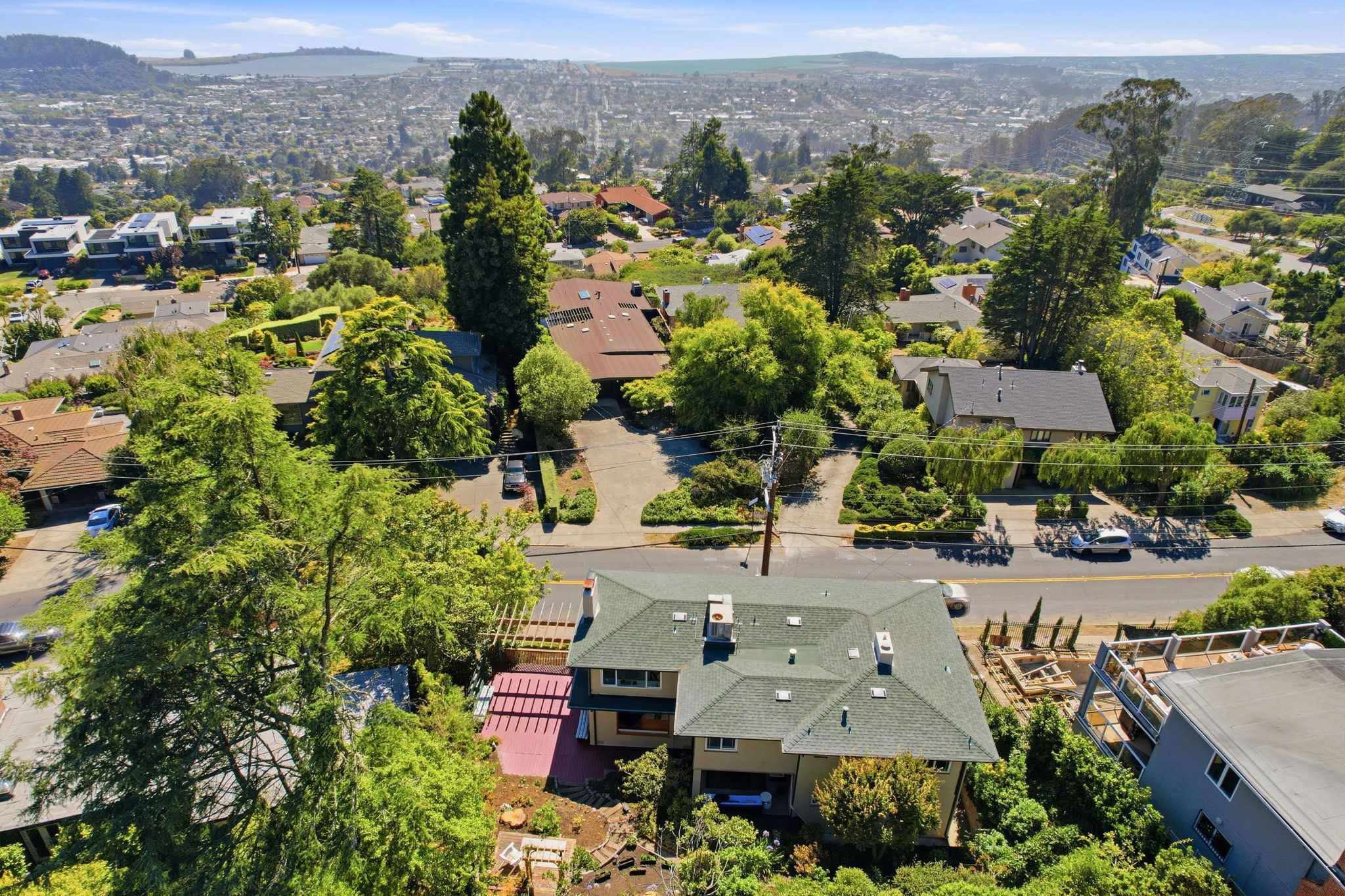 015_F8_AERIAL_846 Arlington Blvd