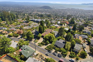 013_F8_AERIAL_846 Arlington Blvd