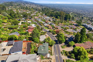 014_F8_AERIAL_846 Arlington Blvd