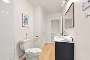 029_F8_846 Arlington Blvd