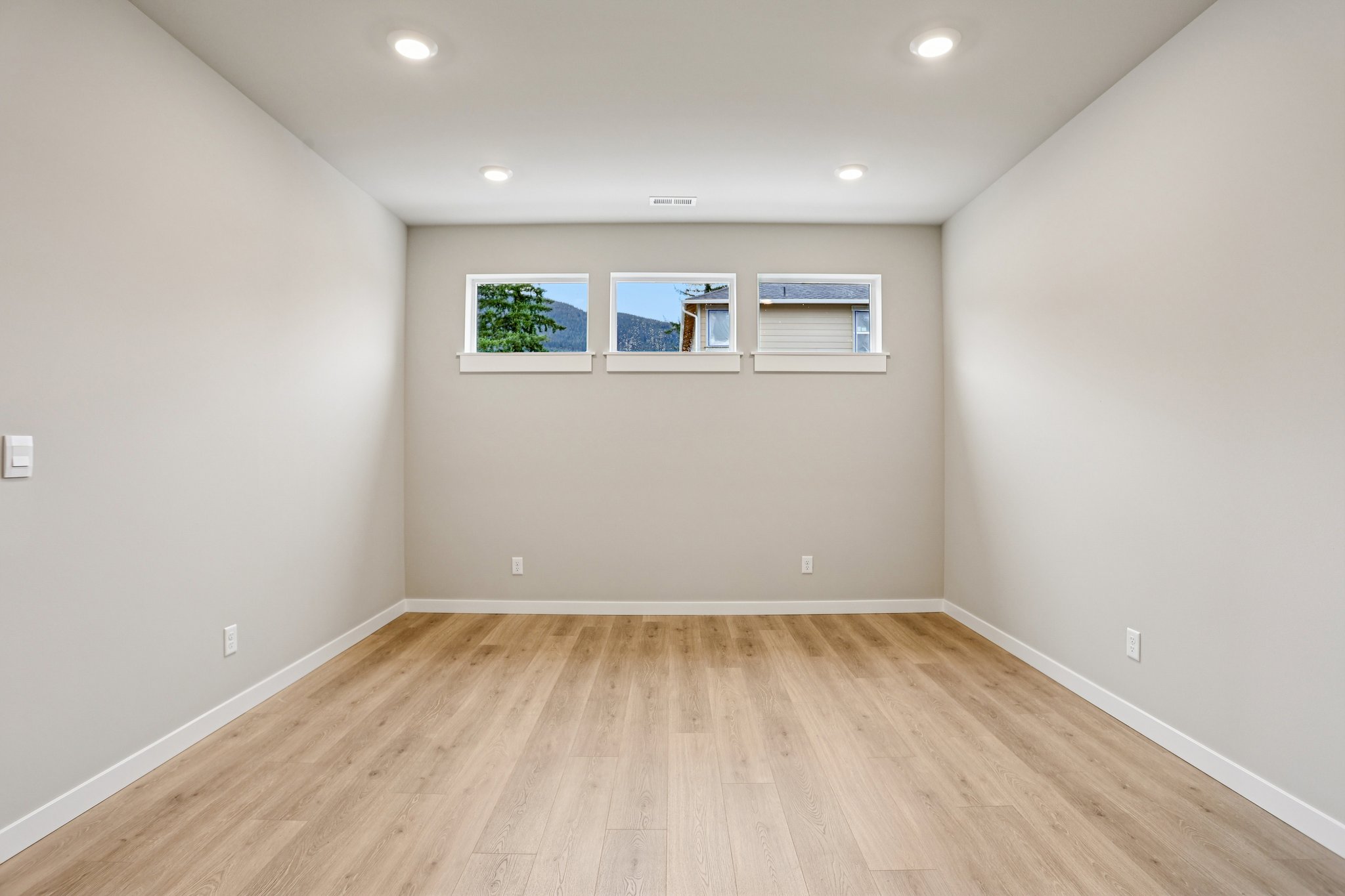 SE 11th Pl Lot 54-S1703-010.jpg