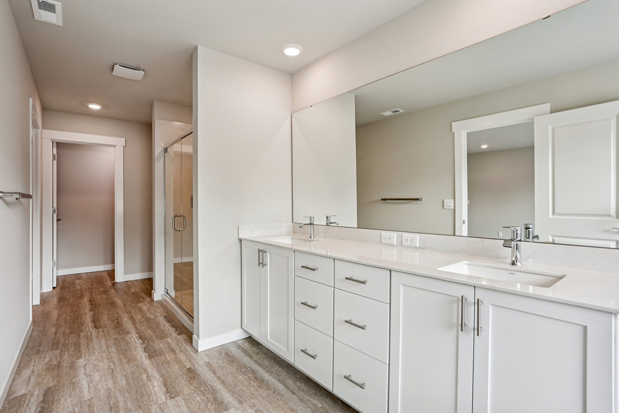 SE 11th Pl Lot 54-S1703-024.jpg