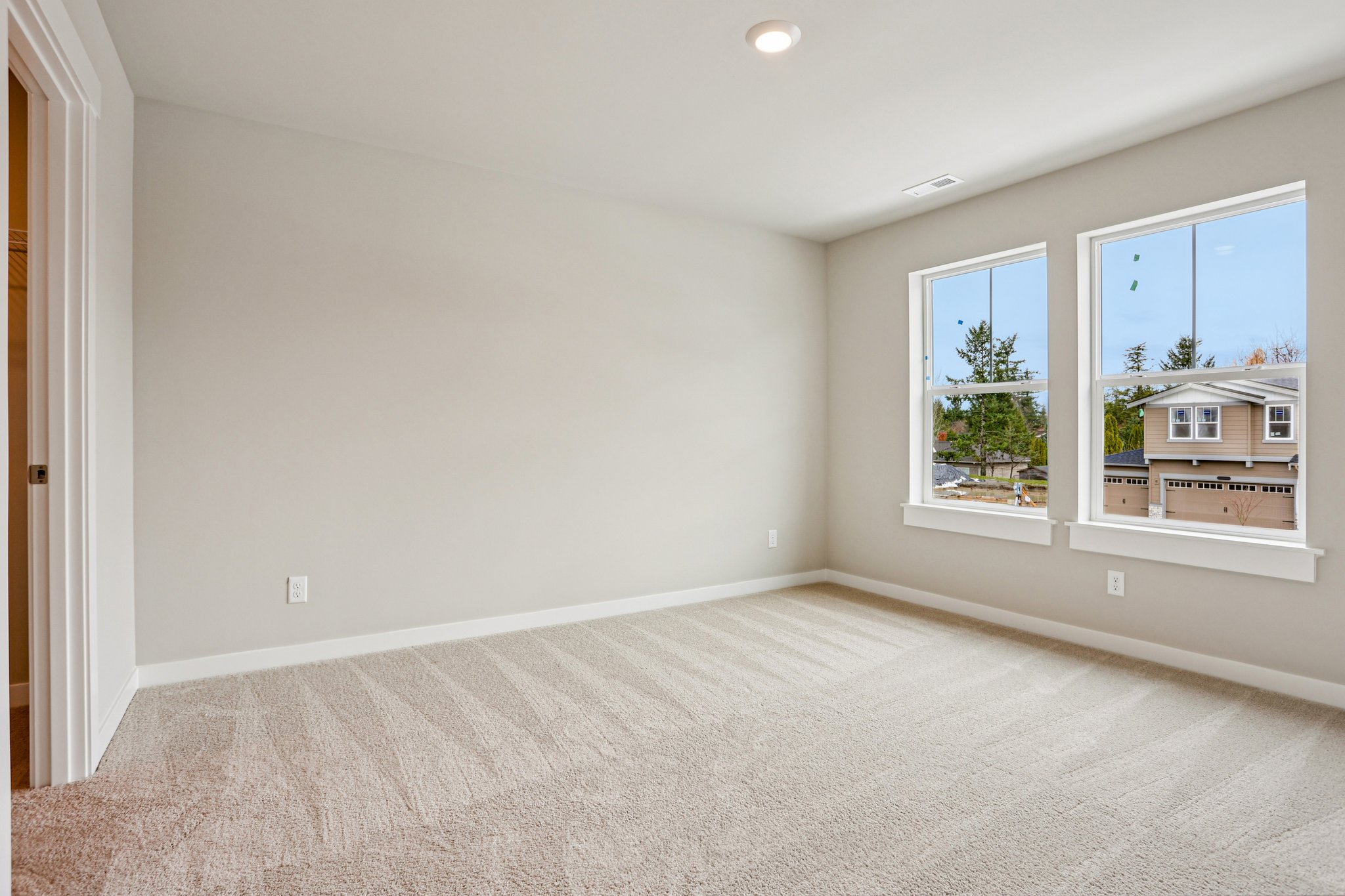 SE 11th Pl Lot 54-S1703-029.jpg