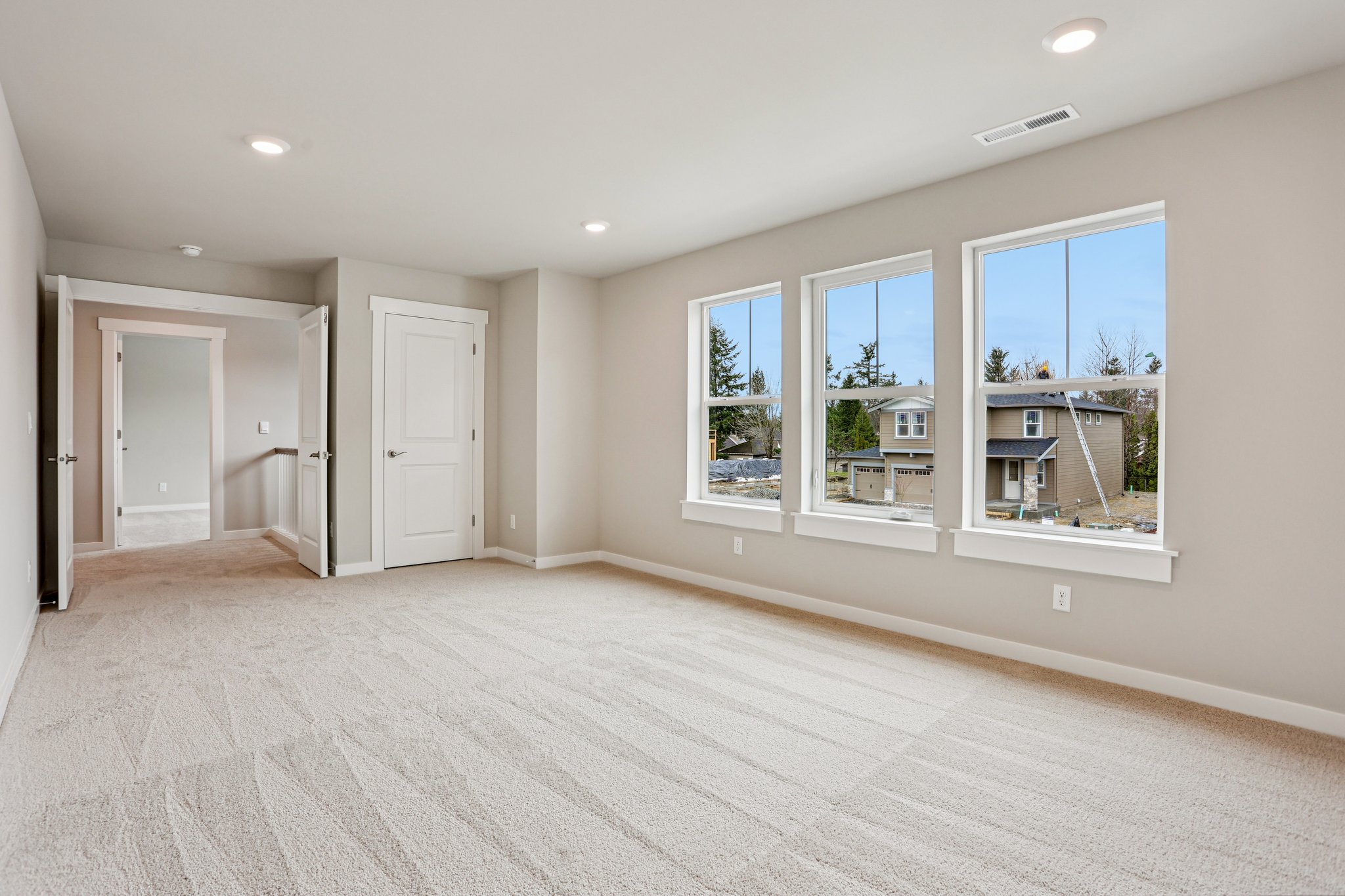 SE 11th Pl Lot 54-S1703-032.jpg