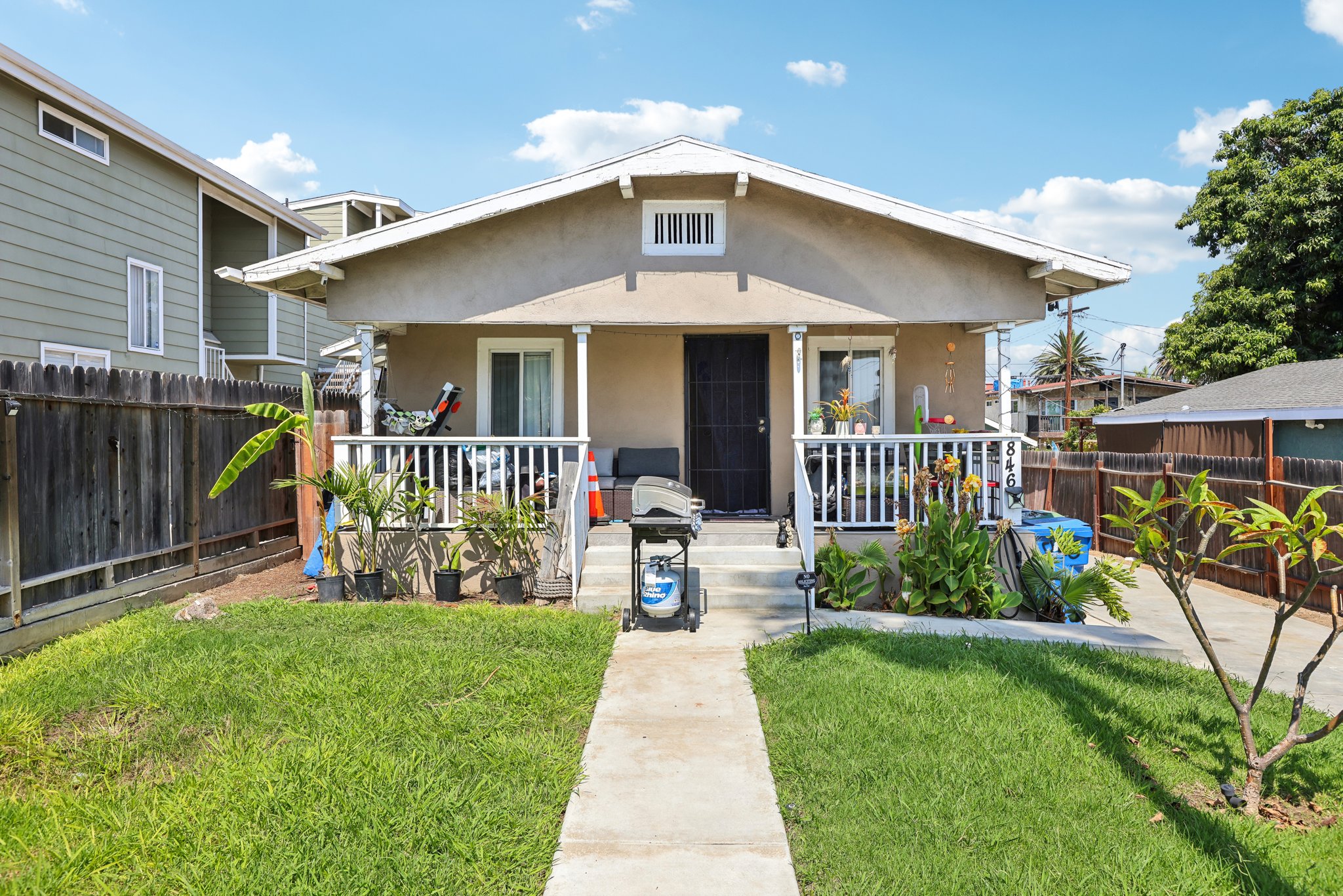 W Santa Cruz St-001.jpg
