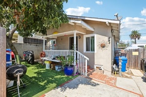 W Santa Cruz St-024.jpg