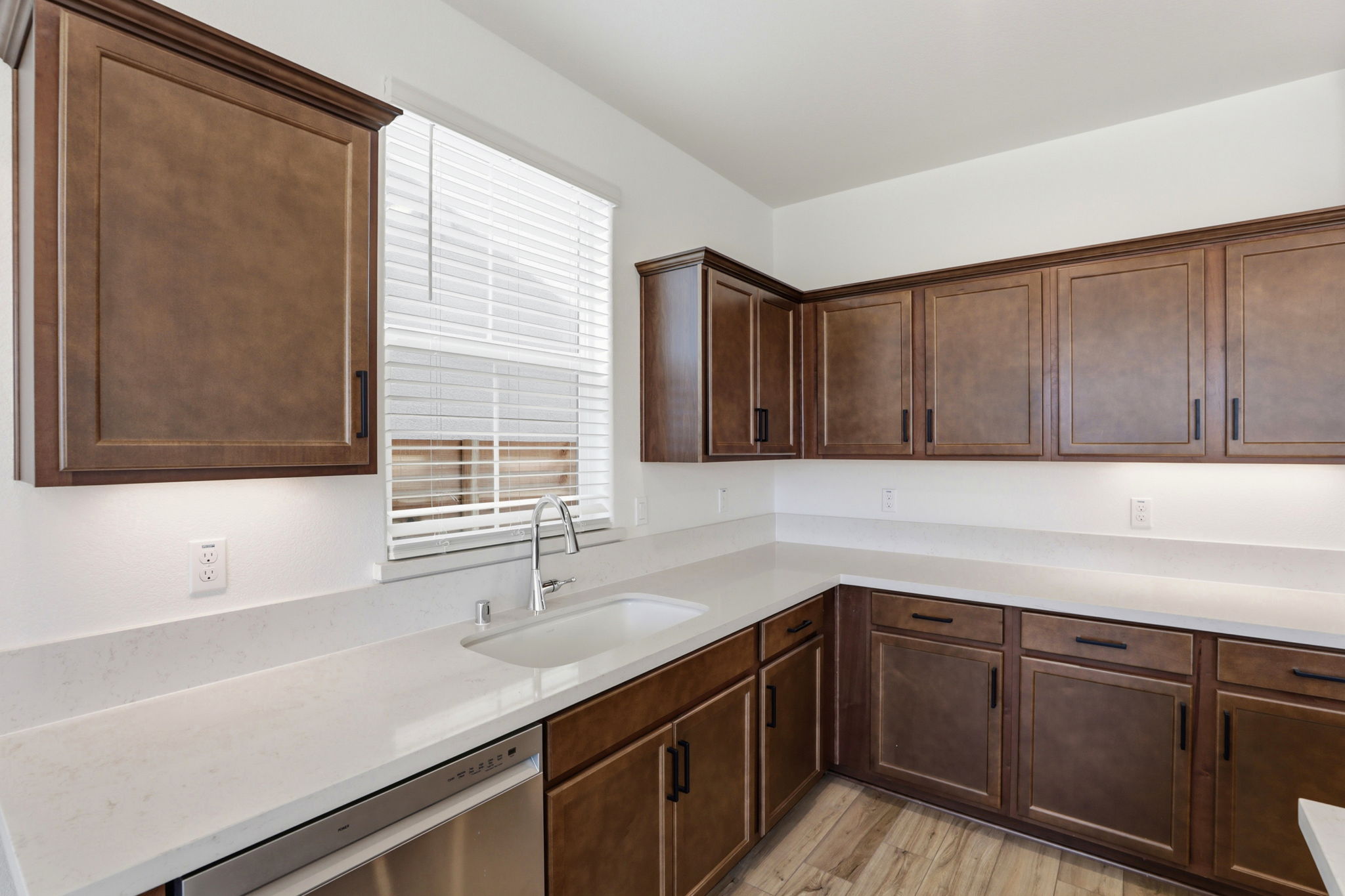 014_F8_8460 Viborg Ln