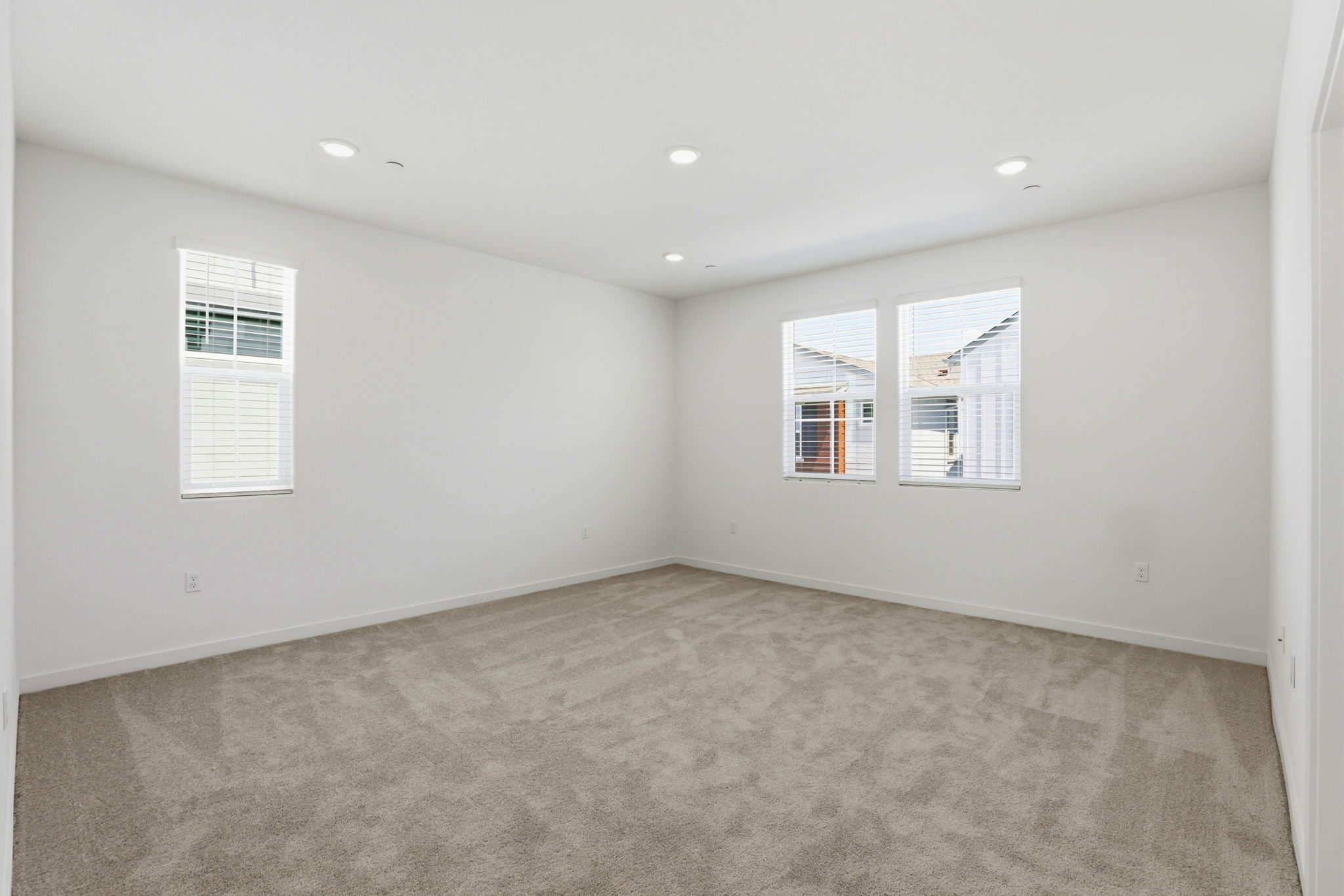 016_F8_8460 Viborg Ln